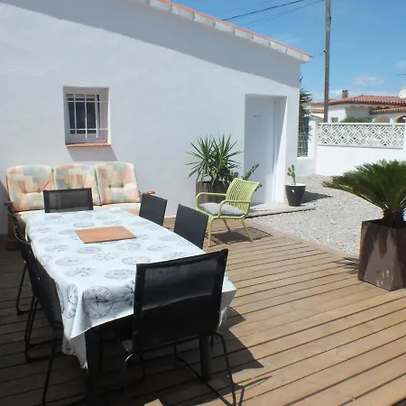 Holiday home Casa En Santa Margarita 6/7 Personas Con Terraza Jardin Y Patio Trasero - Es-204-61